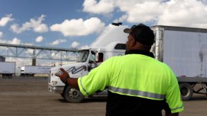 Image of What is Entry-Level Commercial Driver Training?